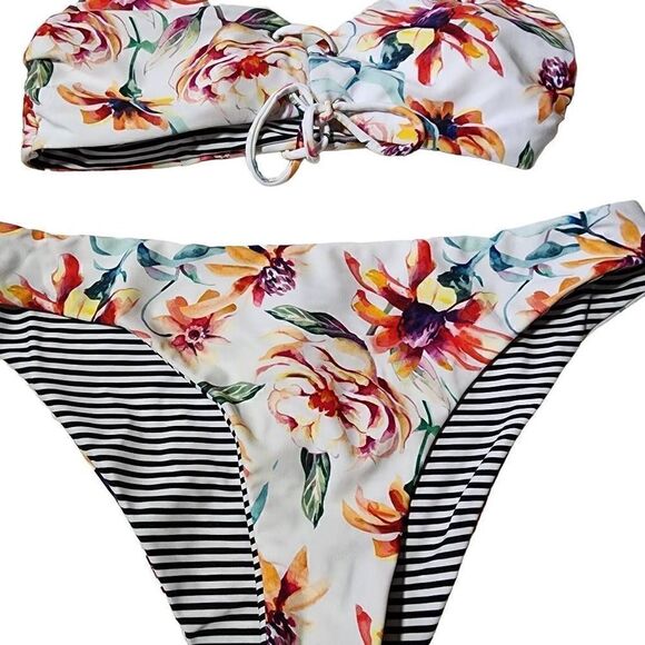 Cupshe Women's Floral Reversible Bikini Set Size Small - Picture 7 of 11